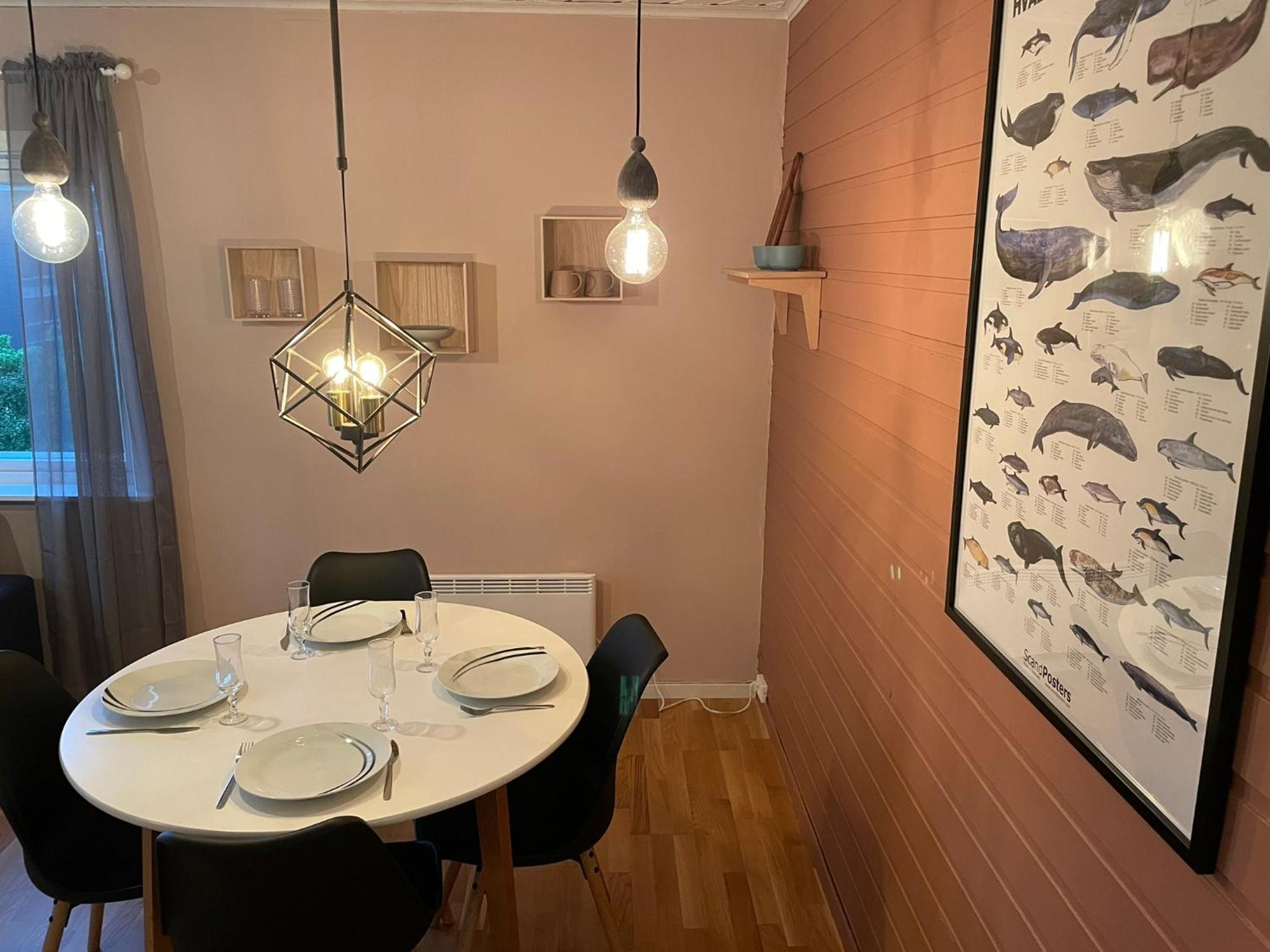 Centrally Located Apartment In Classic Townhouse Tromso Exterior photo