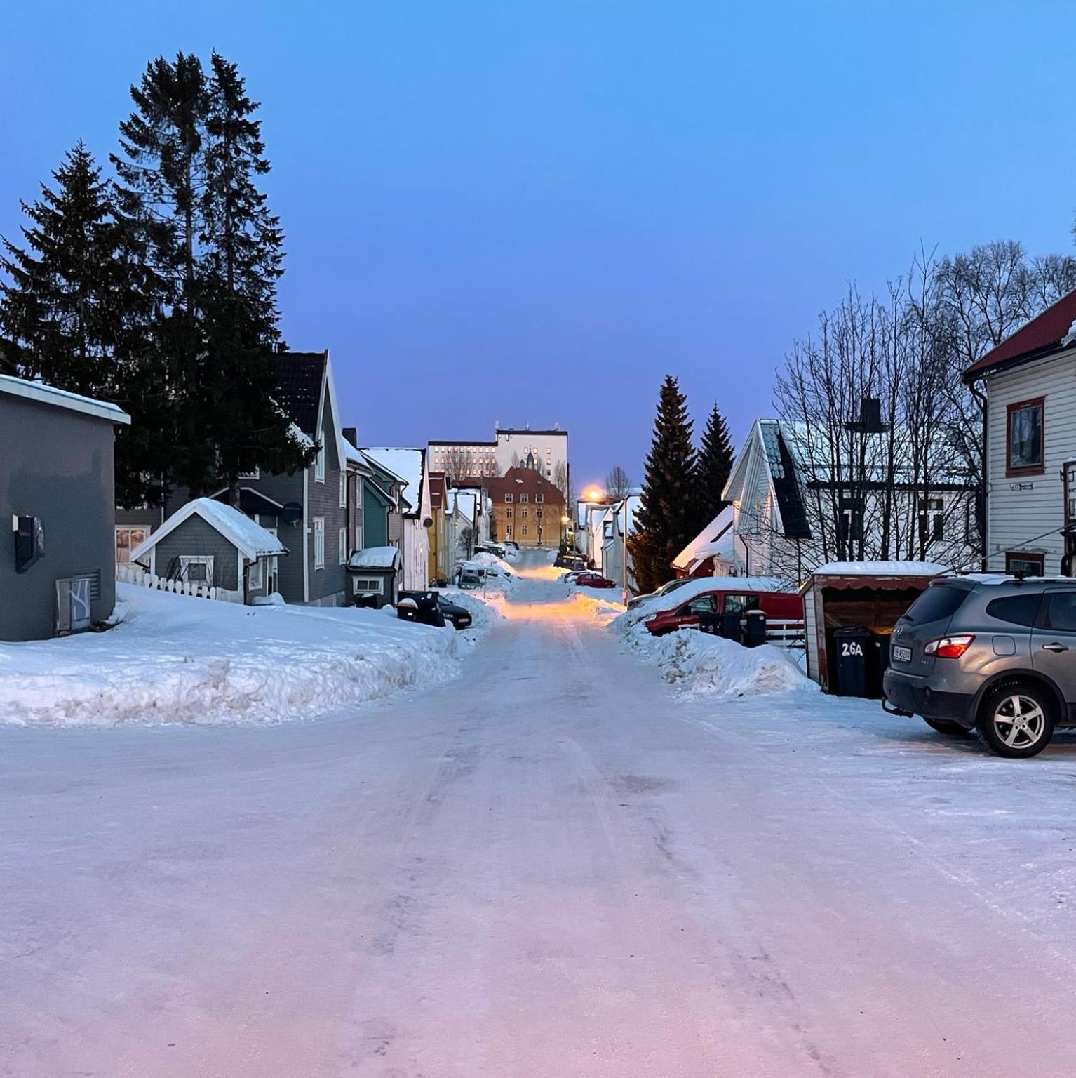 Centrally Located Apartment In Classic Townhouse Tromso Exterior photo